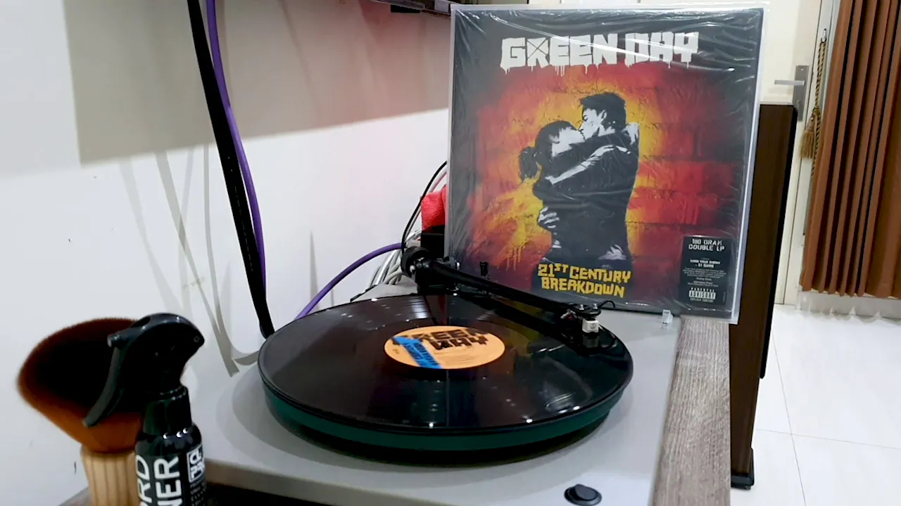 Green Day - 21 Guns (Vinyl LP Record)