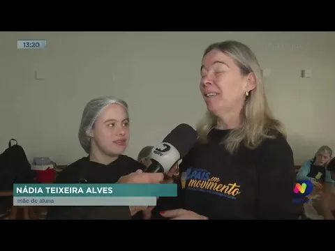 Projeto promove a inclusão oferecendo aulas de culinária para jovens com síndrome de down