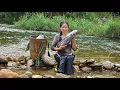 Lagu Building a Rock Spiral Fish Trap \u0026 Cooking a Fresh Catch for My Little Girl | Ly Phuc An