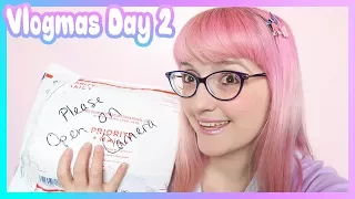 Vlogmas Day 2: Opening Your Mail! 