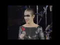 David Bowie with Annie Lennox and Queen - Under pressure (live at Wembley Stadium in London)