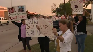 We don t want this in our community New Ojos Locos in East Aldine draws protesters who say it
