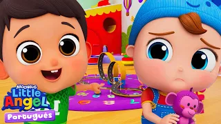 Primeiro dia de escola do Joãozinho 🏫 O Mundo de Nina e Nico | Little Angel em Português