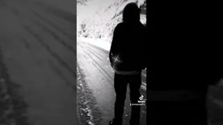 انا مخنوق من كل الدنيا 