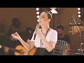 Ebru Gündeş - Yıkıla Yıkıla (Akustik Canlı Performans)