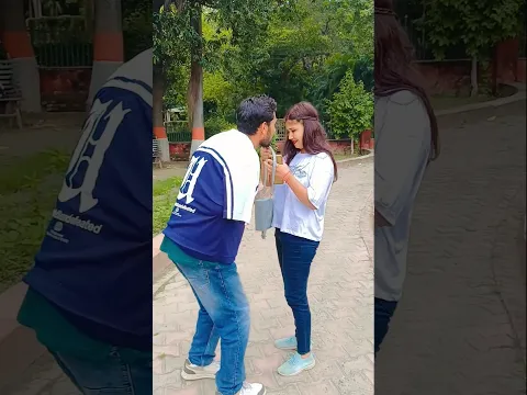 बैंक में से बहुत सारे पैसे निकालिए 😂😂 sorts #fannysorts#fannyvidio#trending #viralvideo #rinki