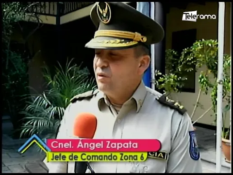 Ceremonia de reconocimiento a policías