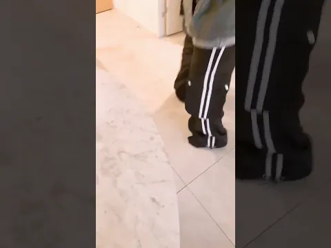 友達のてるとくんを家に呼び出してサプライズしてみたらｗｗｗ