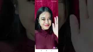 terbaru nih live hot banget cewe cantik baju transparan uting pink bikin gerah 
