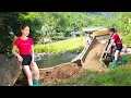 Download Lagu Fixing the Broken Bridge After the Storm | Hanh and Her Dad Cook Delicious Duck
