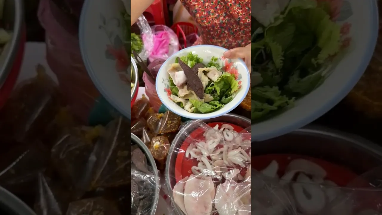  C mi nhu ngon ri, ch thiu  na thi n! - Ph lu #vietnamesefood #streetfood