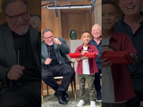 8 Year Old Challenges Jon Favreau and Mike Gunton to Guess Lion King Songs in 3 Notes! 🦁🎹 #piano