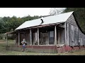 Dolly Parton s Childhood Home Much More