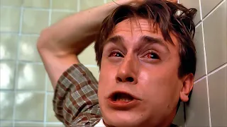 survivors of a plane crash start dying one by one final destination 2000 recap