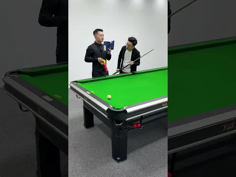 是不小心？還是故意的？ #billiards #pool #funny #搞笑 #桌球技巧