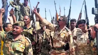 كل القوه الفاشر جوا وداع متحرك حصاد الملاقيط بقياده العقيد فرذدق القوات المسلحة السودانية اشترك 