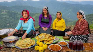 الحياة القروية في شمال إيرانخبز الصاج ومربى السفرجل محلي الصنع في يوم هادئ 