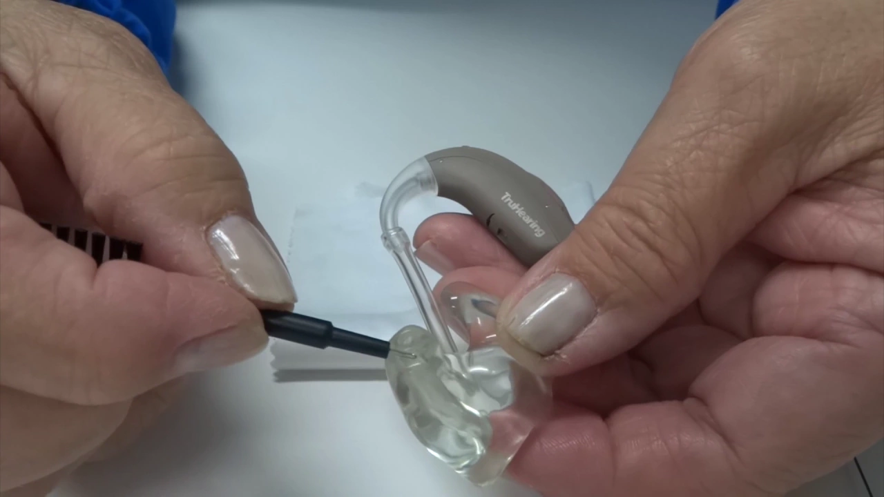 How to Clean a BTE (Behind-the-ear) Hearing Aid How to Clean a BTE (Behind-the-ear) Hearing Aid