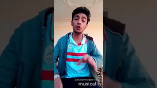 هي تحضن وانا ابوس   دندنها