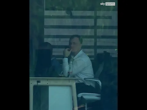 "Sorry boys!!" 🤣 Hilarious moment where two workers get caught watching the Test in the office! 🫣