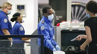 Las Vegas TSA Agents Keep Airport Lines Short During Government Shutdown