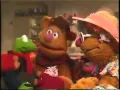 Download Lagu A Muppet Family Christmas (1987) (1/5)
