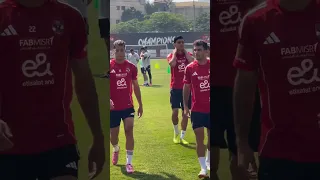 امام عاشور و زيزو لاعبي الاهلي الاهلي الأهلي فوق الجميع زيزو امام عاشور Football 