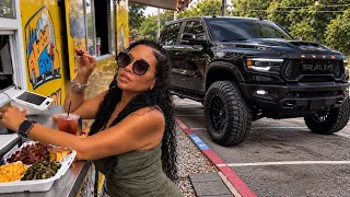 Would You Eat From a Food Truck at a JUNKY Atlanta Gas Station?!