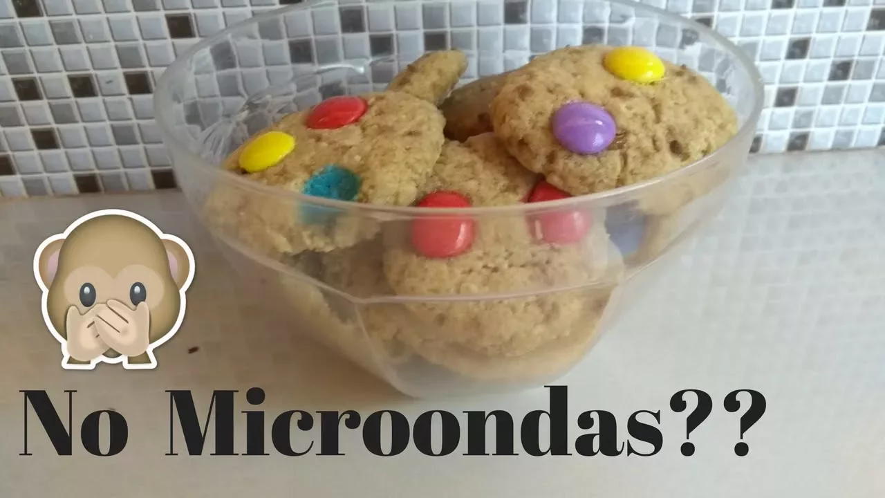 RECEITA: COOKIE DE MICROONDAS POR DAIANE LIRA