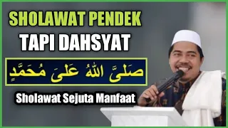 Download Sholawat Pendek Tapi Dahsyat ( Sholawat Penarik Rezeki Paling Kuat 3.600x ) KH Fakhruddin Al Bantani MP3