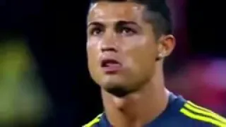 أحلى مهارات كريستيانو رونالدو على مهرجان ساعات العمر بتخرف دندنها
