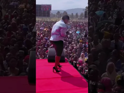 Martha Mwaipaja ~Hatufanani