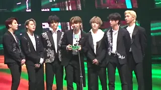 مترجم للعربية بانقتان خطاب جائزة ديسانق فنان السنة في حفل توزيع جوائز الـ Melon الموسيقي 