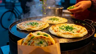【LIVE】Scallion pancake—a street-side breakfast staple.