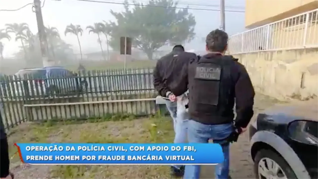 Operação da Polícia Civil com apoio do FBI, prende homem por fraude bancária em Camboriú