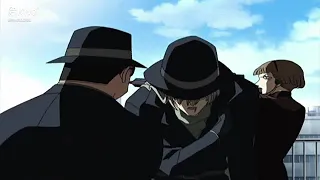 كونان وأكاي ينقذان توغو موري من الموت على يد العصابة السوداء 