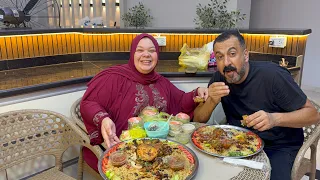 ام جني مش هفتح  لايفات تاني متصعبوش الدنيا عليه أهي ماشيا وخلاص هنعمل ايه بقي اسمع كلام مين بالظبط   دندنها