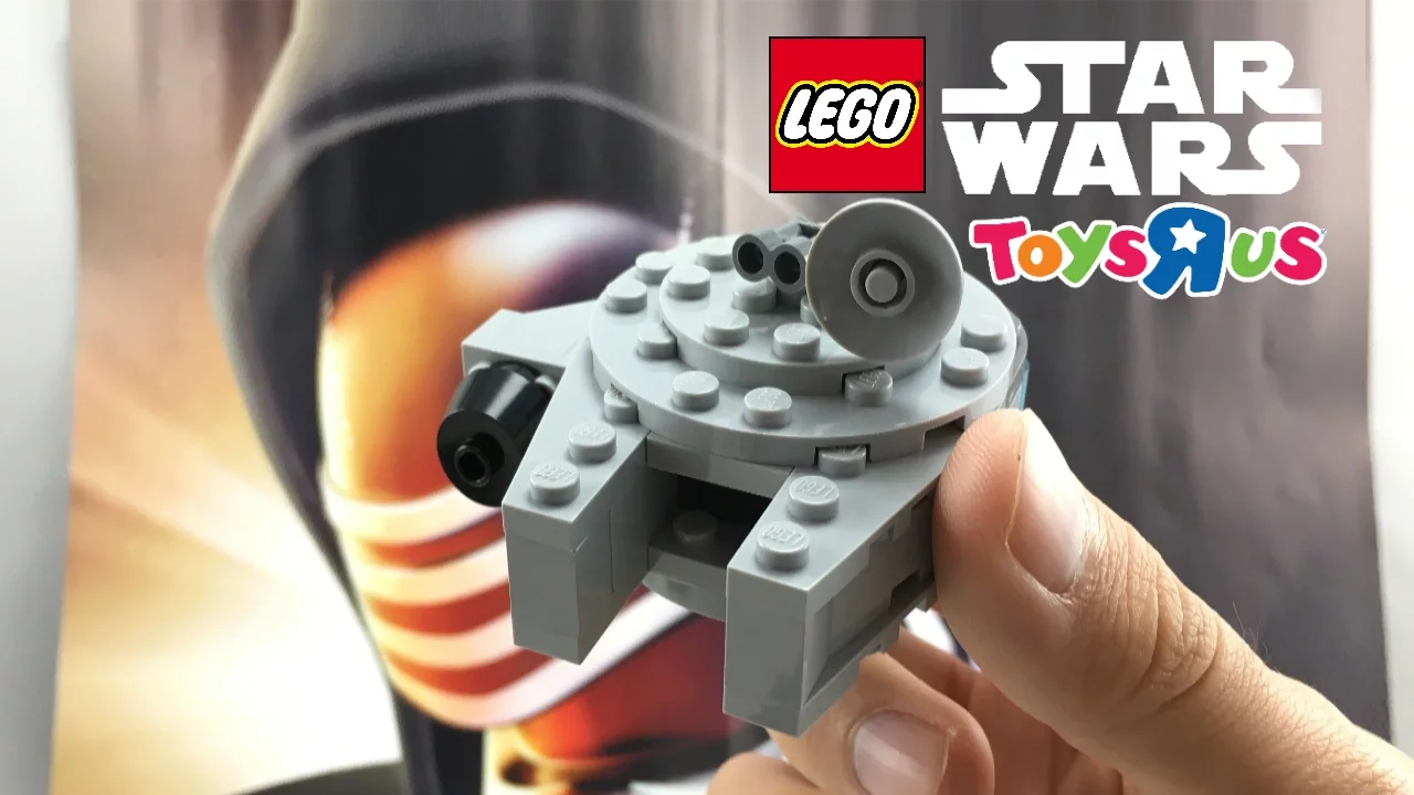 This year for May the 4th, Toys R Us stores in America will had a free LEGO Star Wars Building Event. 