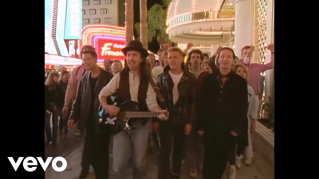 U2 - I Still Haven't Found What I'm Looking For (Official Music Video) U2 - I Still Haven't Found What I'm Looking For (Official Music Video)