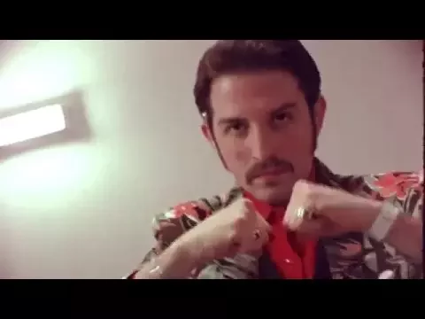 Poner al rock de moda. Trailer oficial.