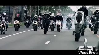 اجمل استعراض دراجات مع اغنية اجنبية حماسية 