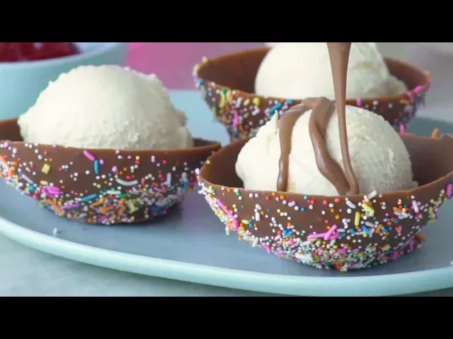 Super Fun Chocolate Balloon Bowls