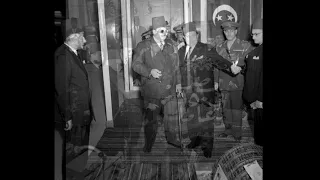 جلالة الملك فاروق الأول في المعرض الصناعي 