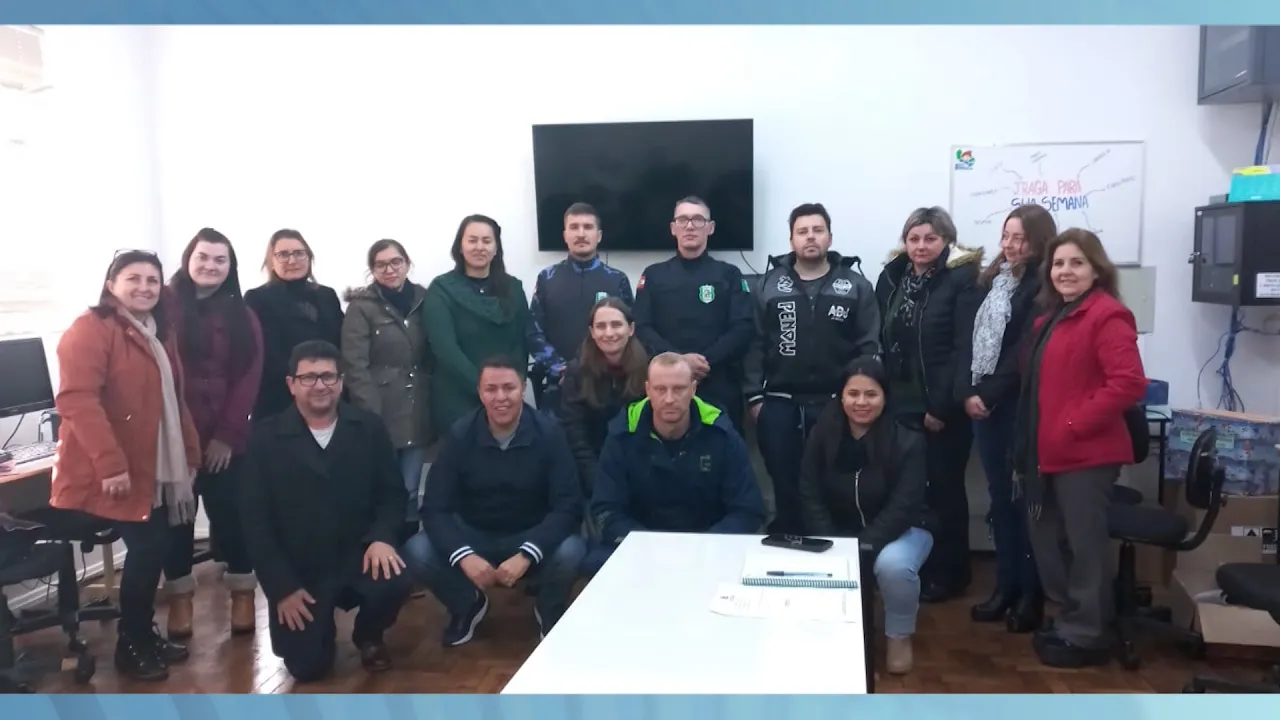 Chapecó inicia treinamento contra ataques nas escolas municipais