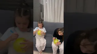 مين رسم وجه مضحك على البالون 