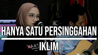 hanya satu persinggahan iklim live cover indah yastami 