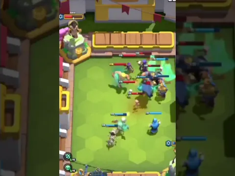 "¡¿Pero cómo regresó?! 😱 El Bárbaro es inmortal en Táctica Royale" #gaming #supercell #shorts #viral