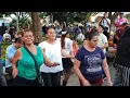 Download Lagu Sigue el bailongo con las bailarinas en este sábado alegre.