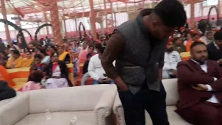 baba eni v amiri na deyi dil to garib ho jawa 