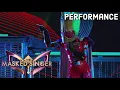 Download Lagu Alien sings “Feel It Still” by Portugal. The Man | THE MASKED SINGER | SEASON 1